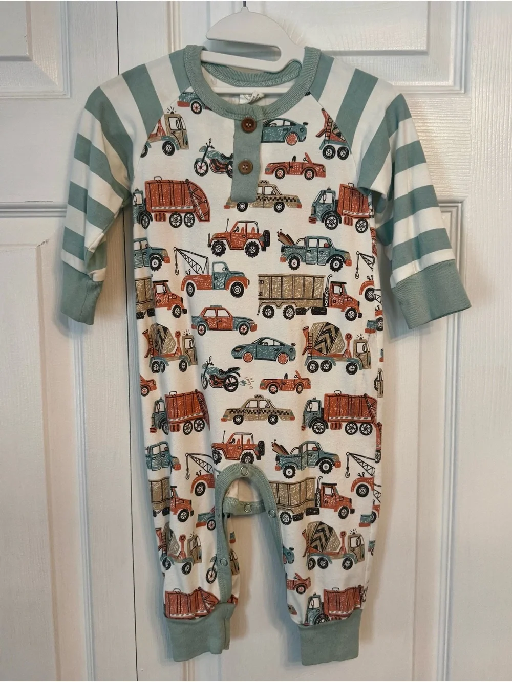 EUC Tesa Babe Boy’s Bamboo Henley Romper “Let’s Ride” Vehicles Print, 9-12 month